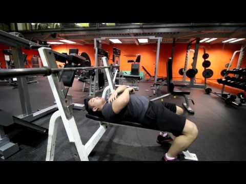 Видео: Цээжний Хэвтэй Шахалтийн Зөв Тэхник