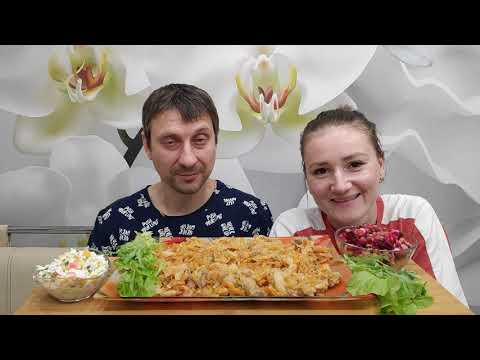 Видео: МУКБАНГ НАСТЯ ЖЖЁТ СОЛЯНКА С КУРИЦЕЙ | MUKBANG SOLYANKA WITH CHICKEN