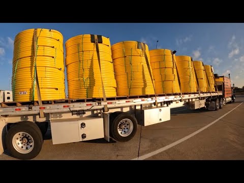 Видео: #796 Прокладка газопровода и замена водяного насоса. Жизнь водителя-оператора грузовика с бортово...