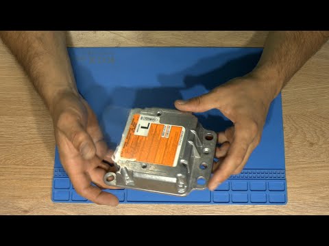 Видео: Nissan Juke прошивка блока SRS AirBag после аварии