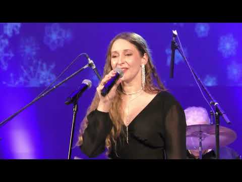 Видео: Джаз Мари  "А снег идёт"