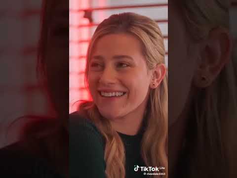 Видео: "Ривердейл" в Тик Ток.