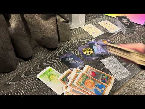 Видео: Любовь ❤️ или нет 💔 ? Что чувствует партнер? Какую модель поведения выбрать? Аналитика на Таро.