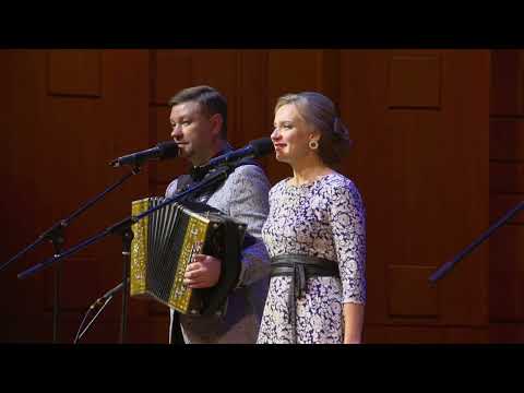 Видео: Весной голубоглазою, волнуется прибой. Мальчишка-беспризорный, гуляем мы с тобой! Хит от ВЕЧЁРКИ!