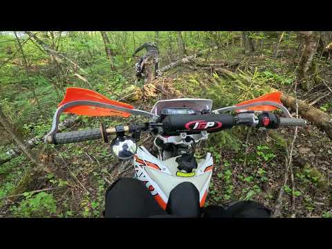Видео: Эндуро покатушка по болховской эндуро трассе.      Kayo k1 250mx      BSE Z6