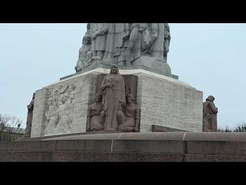 Видео: Рига. День Лачплесиса. Riga. Lachplesis Day. #riga #walks 