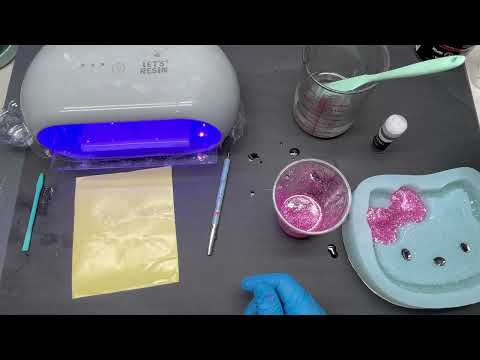 Видео: #586 Большие снежинки из УФ-полимера и поднос hello kitty!@intoresin @BondCraftor