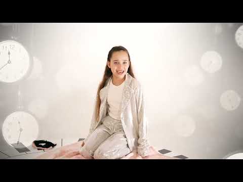 Видео: Maestro PAULS - Делу время ( cover by Vasilisa BAZILEVICH)