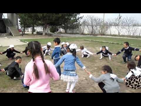 Видео: слайд 1класстын  мектеп  турмушунан