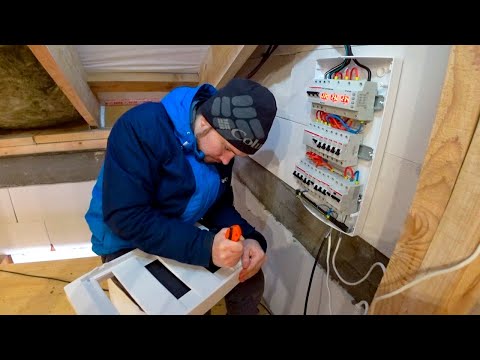 Видео: Сам собираю ЭЛЕКТРИЧЕСКИЙ ЩИТ в дом