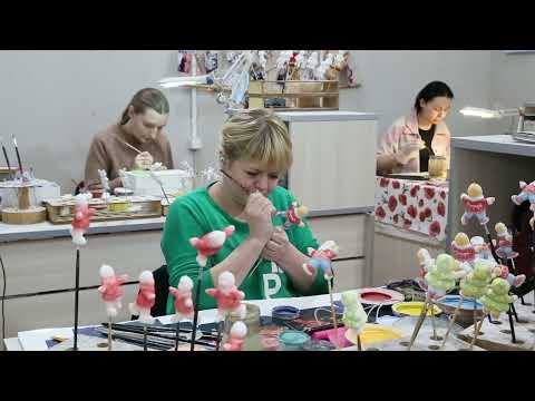 Видео: Лавровская фабрика игрушек