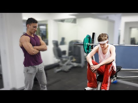 Видео: 3 Причини, Поради Които Гърди Ви Не Прогресират