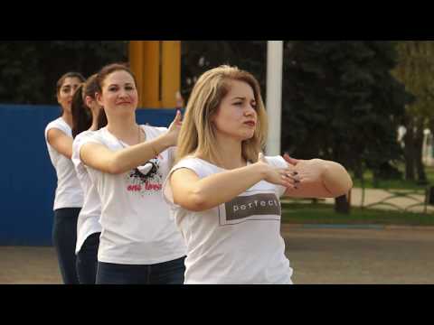 Видео: танець батьків