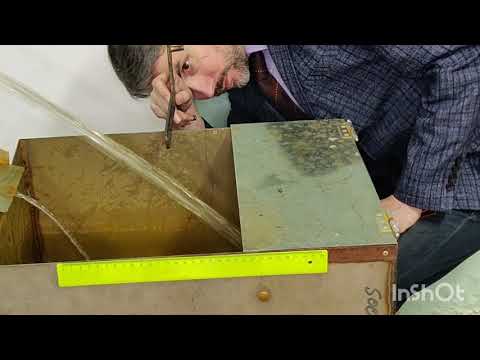 Видео: ЛР6 Истечение из малого отверстия