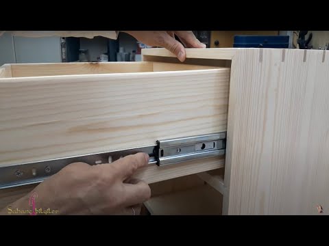 Видео: Тумбочка / деревянная тумбочка / Как сделать тумбочку с ящиком / Сделай сам