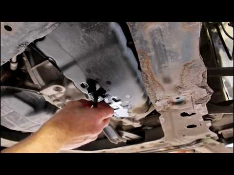 Видео: Замена масла и фильтров в вариаторе Nissan Qashqai 2,0 4WD Ниссан Кашкай 2008 года