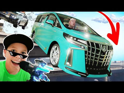 Видео: Разбить Toyota Alphard НЕВОЗМОЖНО в GTA 5!!!