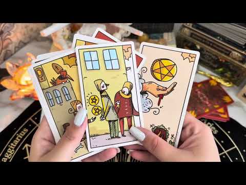 Видео: 🎁РОЗЫГРЫШ И ОБЗОР НА КОЛОДЫ ABSURDO TAROT И THE BLACK TAROT 🤪🌑