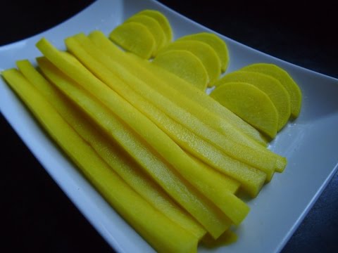 Видео: Традиционная корейская кухня: Танмуджи (단무지) или желтая маринованная редька