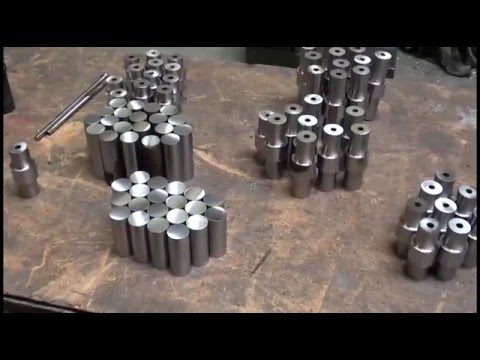 Видео: Инструментальный цех Пресс-формы Челюсти для тисков на 4 круглых заготовки