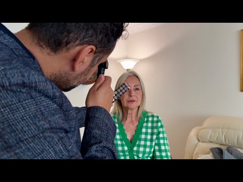 Видео: ASMR: Ручная щелевая лампа, Ретиноскопия, Рефракция