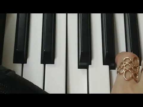 Видео: yamaha PSR E 463. громкость автоаккомпанемента. его включение