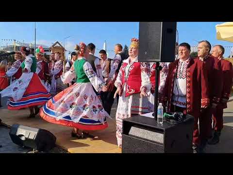 Видео: На фестивале "Батькова булка" в Свислочи.