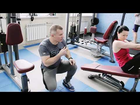 Видео: Пресс на скамье: девять упражнений