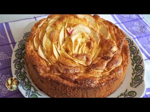 Видео: ШАРЛОТКА С ЯБЛОКАМИ на 5 яиц/Apple Cake