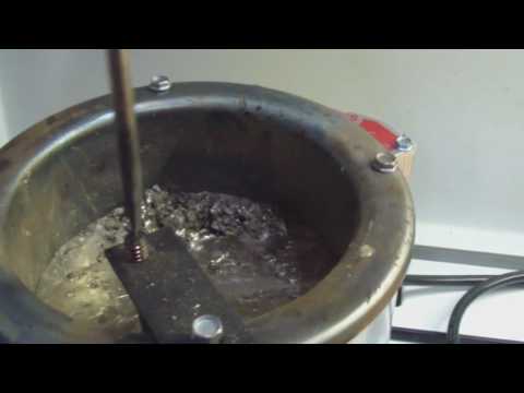 Видео: Литье грузил в домашних условиях