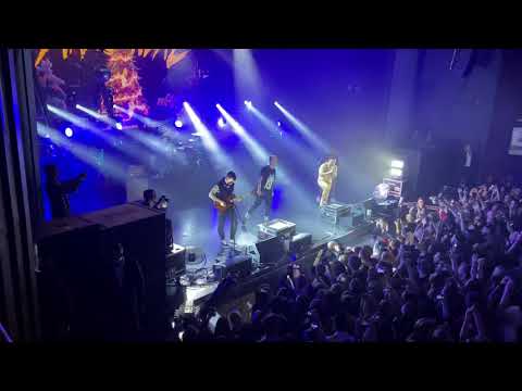 Видео: Anacondaz - Жду чуда (25/17 Cover) 11.01.2020