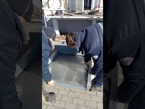 Видео: Монтаж подъёмника для инвалидов ПТУ001 часть 1