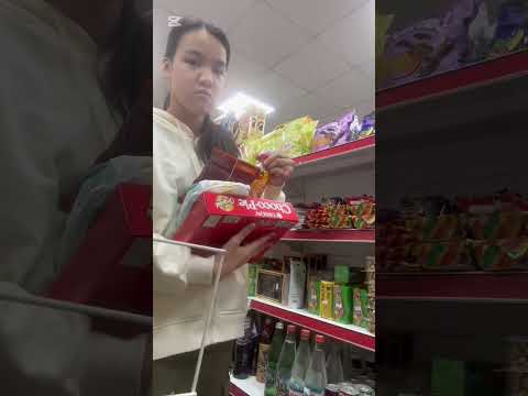 Видео: Уйдегілерге чайға тәттілер алуға келдім юкыдан турғаннан кейін жинай салғамғой 