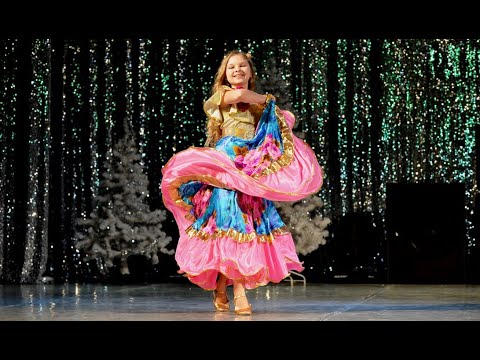 Видео: Цыганский каскад "Дочь барона".  Алёна Агеева. Студия "ЭДЕЛЬ". Москва. "Конкурсный калейдоскоп"-2000