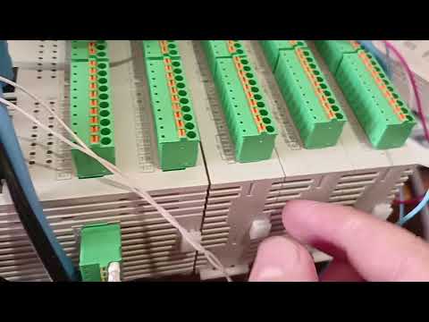 Видео: ПЛК JUNCAUTO подключаем панель оператора Weintek RS485 Modbus