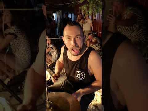 Видео: Башмак великана (ударник) когда яблони цветут