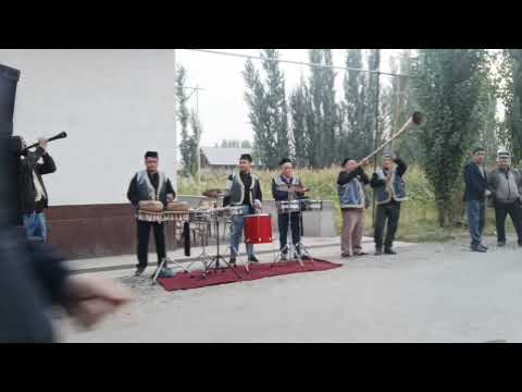 Видео: Талабларга биноан Гузал жонли ижрода 880519195 хизмат учун