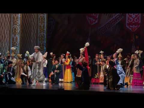 Видео: Айтыс из оперы «Биржан-Сара». Исполняют Меир Байнеш и Айгуль Ниязова.