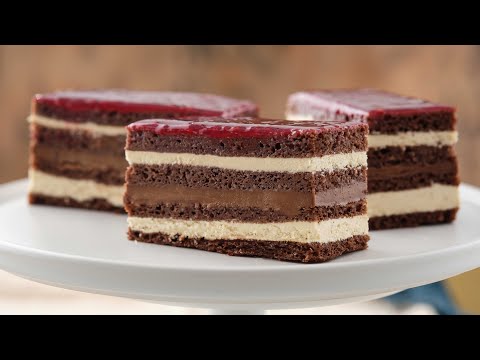 Видео: Торт ОПЕРА. Малиновая опера. Французский торт без глютена. Бисквит джоконда. Торт рецепт пошагово.