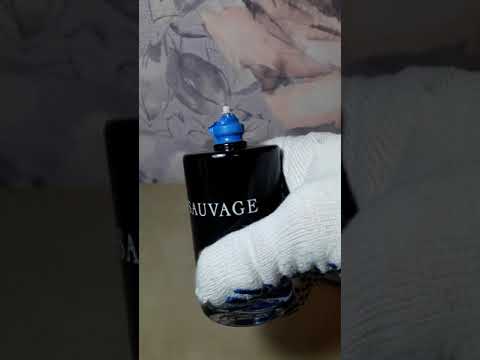 Видео: ЛАЙФХАК.САМЫЙ ЛЁГКИЙ СПОСОБ СНЯТЬ КРЫШКУ С ФЛАКОНА ПАРФЮМА