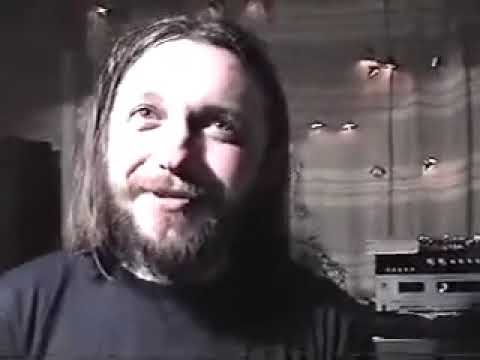 Видео: Александр Непомнящий - Интервью на квартирнике в Волжском