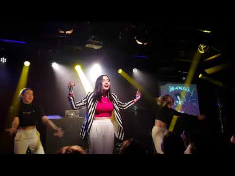 Видео: Эмелевская -  Candy Shop "Концерт в 16 Тонн"