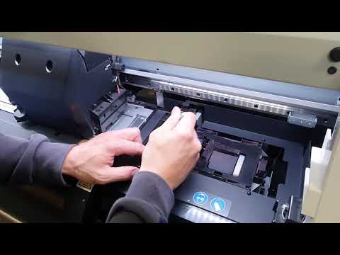 Видео: Ежедневный уход за плоттером Mimaki