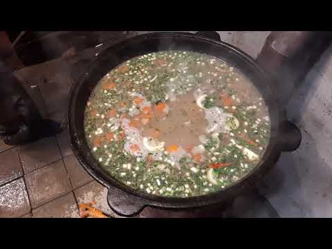 Видео: УХА ПО СТАНИЧНОМУ. 3 ВИДА РЫБЫ И 2 КУРИЦЫ!