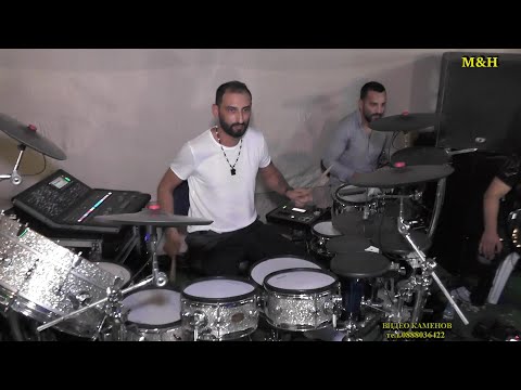 Видео: 2018 / с.Бутан / Откъс от Абитуриентския бал на Валери / Рико Бенд / Бубо Сакса / Видео Каменов