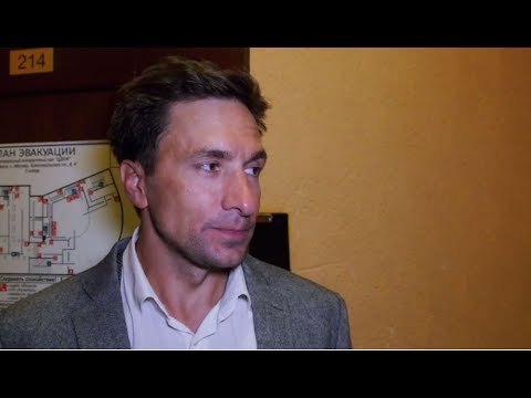 Видео: ЦДКЖ, "Двое на качелях"