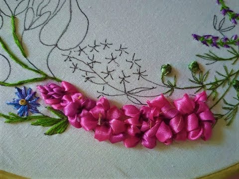 Видео: Вышивка полевого венка Розовые цветы лентами 4 Field wreath embroidery Pink flowers with ribbons 4