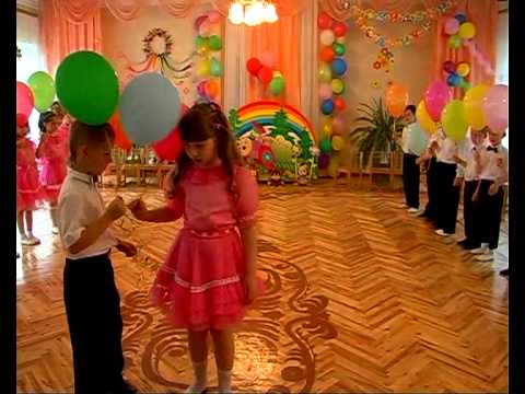 Видео: Вход на выпускной под  Куда уходит детство Сливки