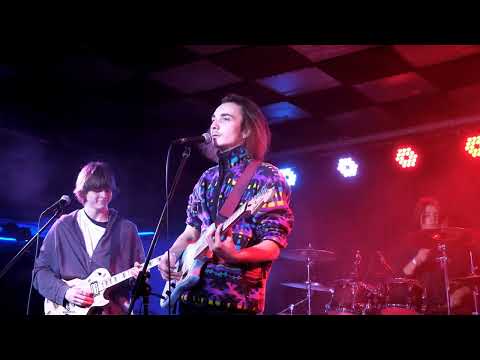 Видео: nuclearfreezone - Там, Де Тебе Нема (live from Templiy Lampoviy)