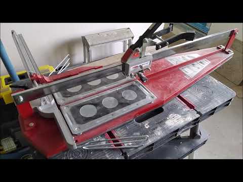 Видео: Ручной плиткорез KRISTAL MAXI-CAT 850 mm.  Год в работе. Обзор, мнение.